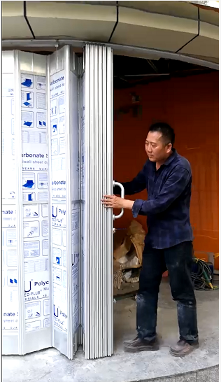 深圳专业玻璃自动门、电动卷帘门、折叠门安装维修承接
